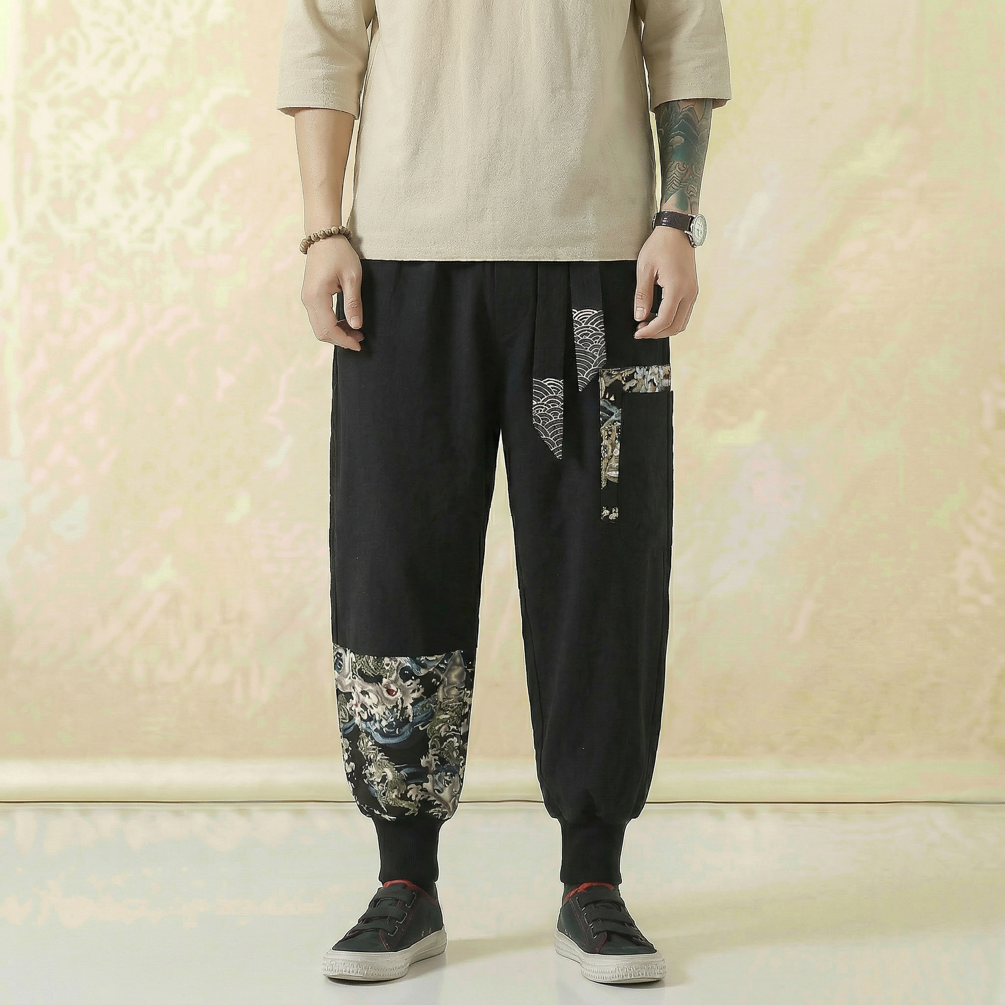 Hanami Linen Flow Pants in black, front view